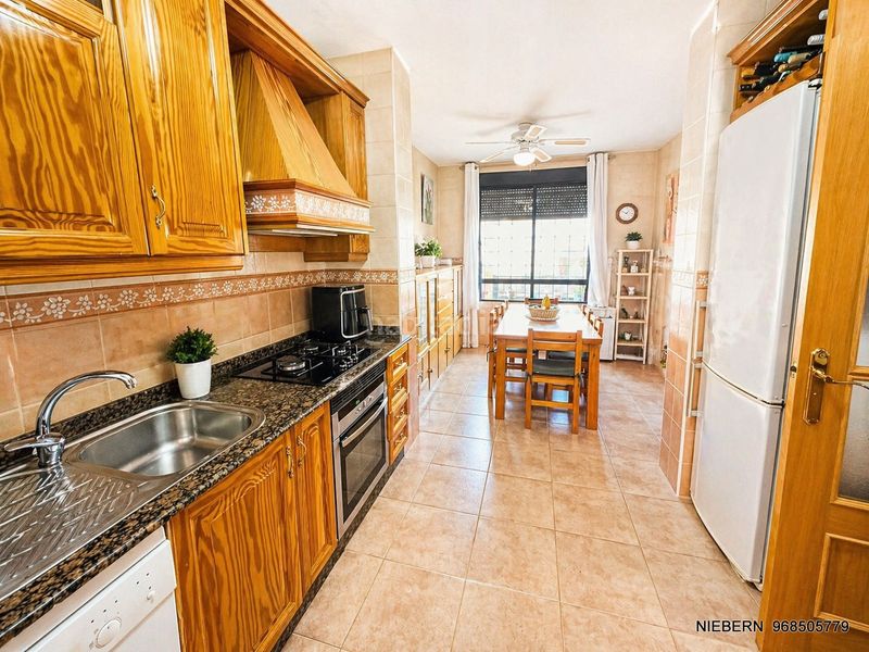 Foto bfc07fdc-c0bb-4a9c-9e80-504ca5991752. Chalet in calle félix martí alpera 12 in Ciudad Jardín Cartagena