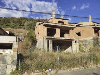 Maison  Avenida dels jardins. Casa en construcción. avd. jardines