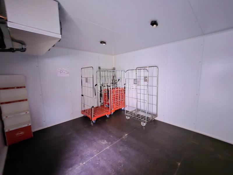 Foto 697276c3-bc9f-4b61-bece-bc42f8ad711f. Local commercial dans Sant Joan Vilanova i la Geltrú