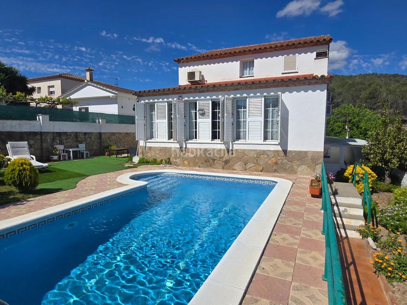 Foto 3f2a2ab9-fb8a-4534-8989-5ec96cda1d36. Casa amb aparcament piscina a Canyelles