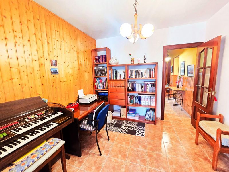 Foto 4def5704-8f58-4065-a7b2-7a58076905bb. Casa amb aparcament piscina a Canyelles