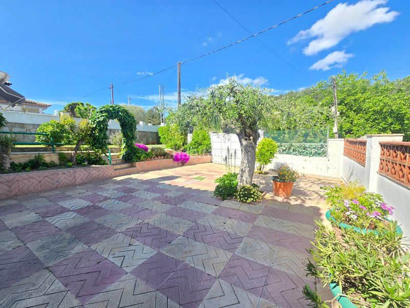 Foto 6379c32c-f7bf-47cf-969c-873a22b28301. Casa amb aparcament piscina a Canyelles