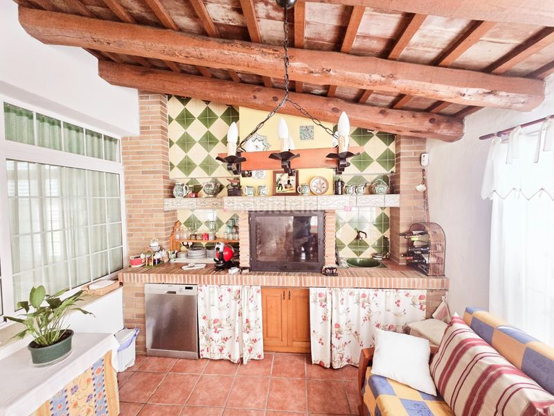 Foto 906878c6-c04b-4ded-a38c-5b44a3dbbc4f. Casa amb aparcament piscina a Canyelles