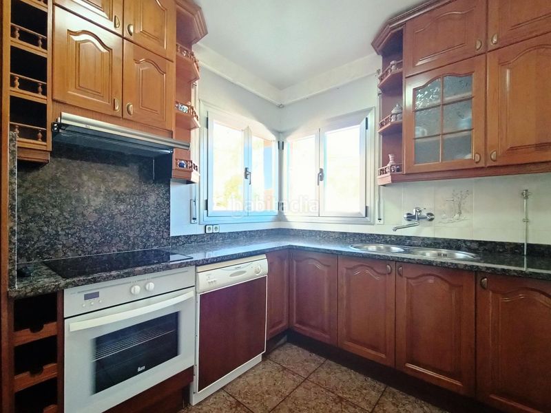Foto 2f4a0459-b36a-46b9-8acb-f83b5c73e270. Casa a Canyelles