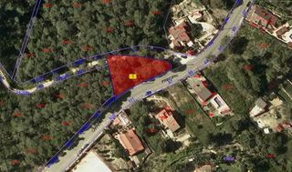 Wohngrundstück in Principal 94. Gran terreno esquinero.