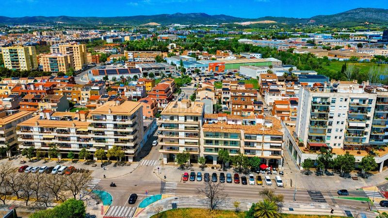Foto 6faaedaf-360e-4e6e-9472-ff43e61dbaf7. Àtic amb calefacció aparcament a La Geltrú-Sant Jordi Vilanova i la Geltrú