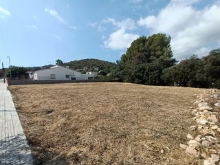 Residential Plot in Canyelles. Terreno llano de 801 m2 en una de las mejores zonas de canyelles