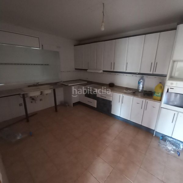 Foto c4da4467-8c01-472a-aaae-b4b77c3828a3. Casa amb aparcament a Canyelles
