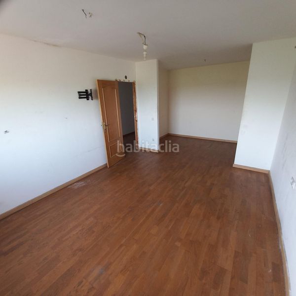 Foto 81648faa-3ca3-4ec7-b741-ea3d69d15106. Casa amb aparcament a Granada (La)