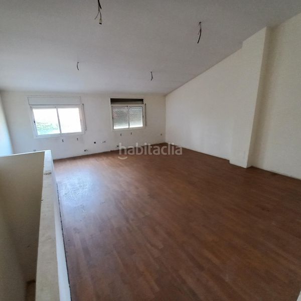 Foto fabbc45a-3dde-4c5d-b430-1e1be244466f. Casa amb aparcament a Granada (La)