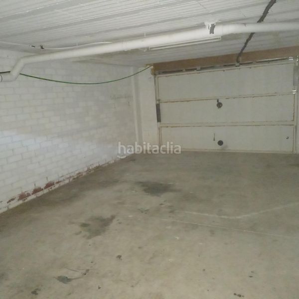 Foto fe2de6e0-9d8f-4222-aaf1-529715929a98. Casa amb aparcament a Granada (La)