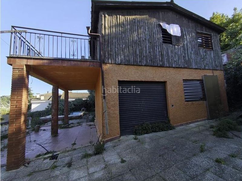 Foto 5b78fbaa-de65-4de4-b7ef-230666c4daed. Casa amb aparcament a Canyelles
