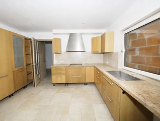 Casa  Via lactea de la(colines). Gran casa con piscina.