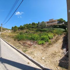 Terreny residencial a Carrer de la Merla 4