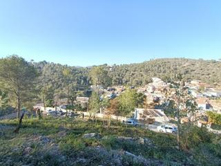 Terreny residencial a Vinyes 6. Con vistas y económico!