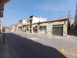 Terreny residencial  Carrer hermenegild clascar. Solar céntrico esquinero.