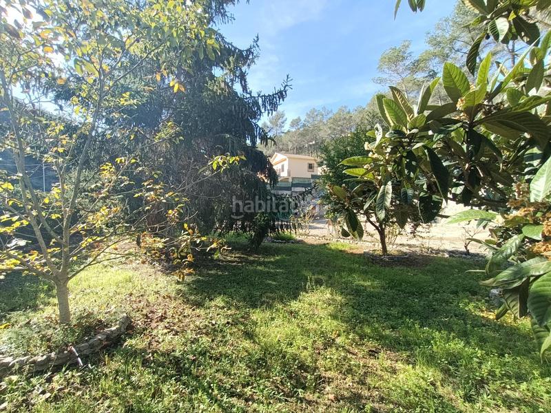 Foto 18d0e9c8-75ac-41a3-9c24-5c930fdb3fdd. Terreno residencial en carrer cristofor colon 24 dos terrenos amplios y bien orientados! en Canyelles