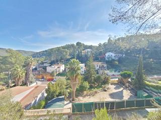 Terreny residencial a Carrer cristofor colon 24. Dos terrenos amplios y bien orientados!
