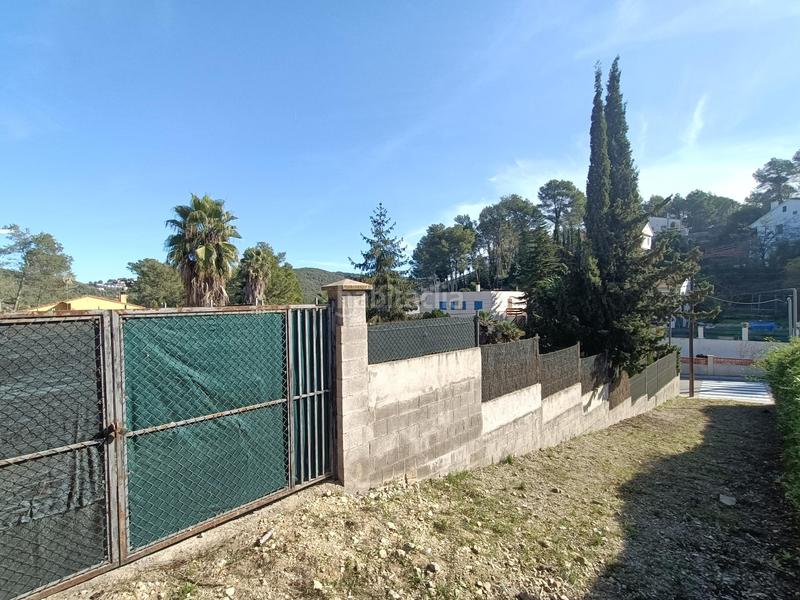 Foto db73a6d7-be8d-45a2-a2d8-1907ae4a24f5. Terreno residencial en carrer cristofor colon 24 dos terrenos amplios y bien orientados! en Canyelles