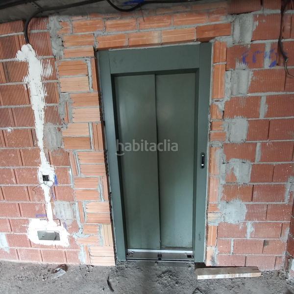 Foto 0ec9da4a-73f0-447b-ad41-9569f14da3c1. Oficina edificio de oficinas con parking, en venta. en Vilanova i la Geltrú