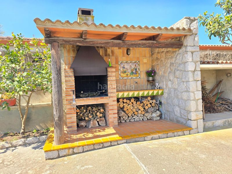 Foto 631eaeea-80c9-49b0-8cad-64206e441231. House with heating parking in Canyelles
