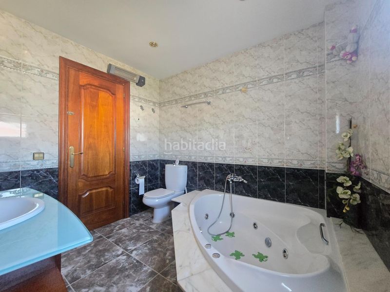 Foto a94eed64-0a34-4d50-ad3e-7278efa6a58e. House with heating parking in Canyelles