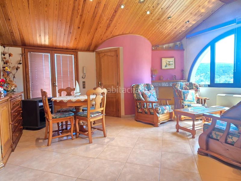 Foto be44f161-04c4-4558-8acf-91971d27bb1d. House with heating parking in Canyelles
