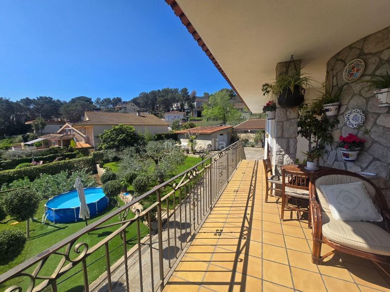 Foto bf362c11-e9ad-4727-861f-6f0ec910630f. House with heating parking in Canyelles