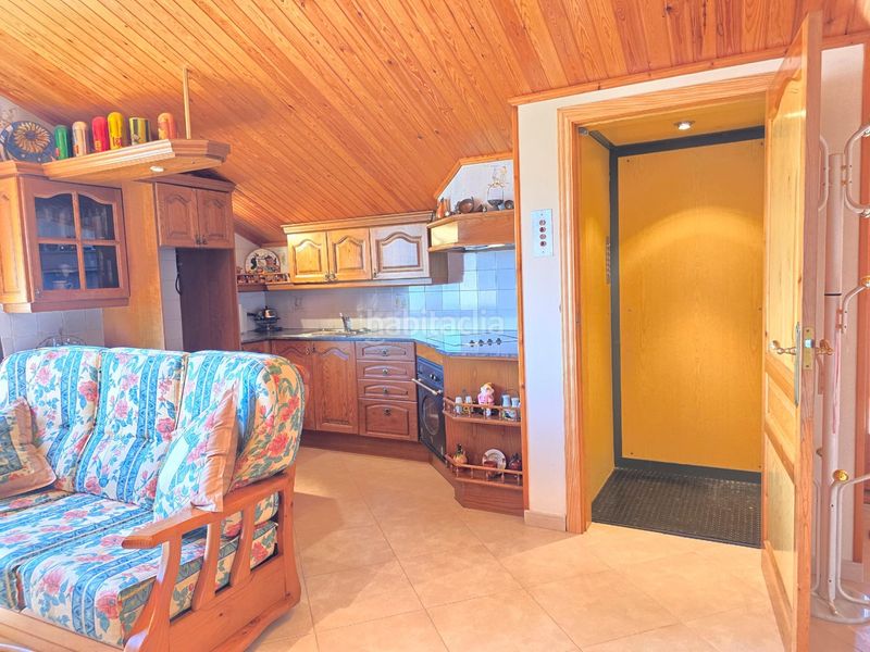 Foto d2161115-b170-4044-bf48-4498627590b7. House with heating parking in Canyelles