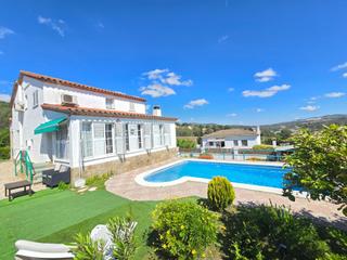Casa a Canyelles. Confort y excelente ubicacin en el cntrico nou canyelles