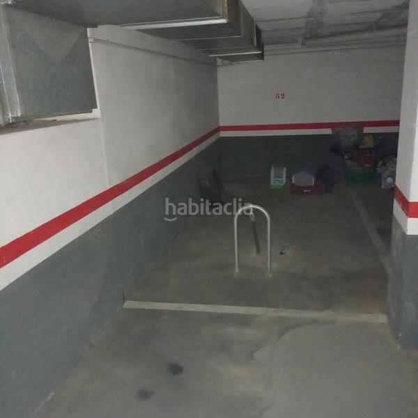 Foto 2d705376-80cf-45ec-a675-5128a97488fb. Parking voiture dans Sant Sadurní d´Anoia