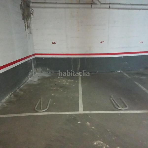 Foto 59c6c8eb-18ce-4ca2-a492-394967814a6b. Parking voiture dans Sant Sadurní d´Anoia
