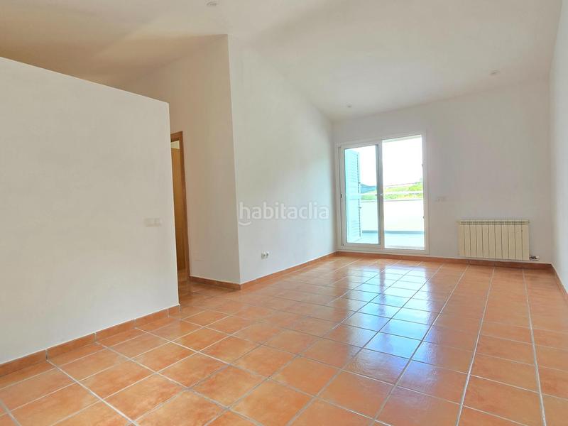 Foto 44870b93-1a56-46ad-a37a-36d50d6cfb9d. Casa  independiente con piscina en el mismo pueblo espacio y calidad de vida entre el mar y el viñedo en Canyelles