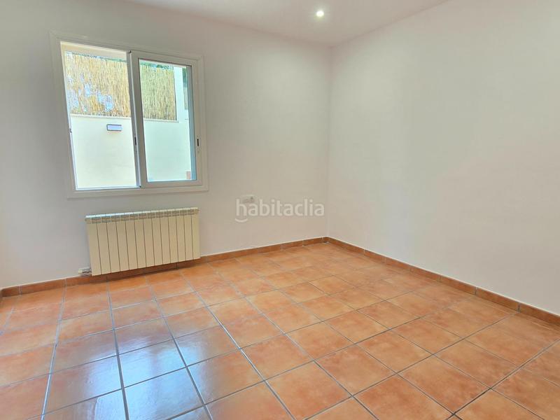 Foto bdedd5fa-11ea-4558-b96b-42adb81e3a0e. Casa  independiente con piscina en el mismo pueblo espacio y calidad de vida entre el mar y el viñedo en Canyelles