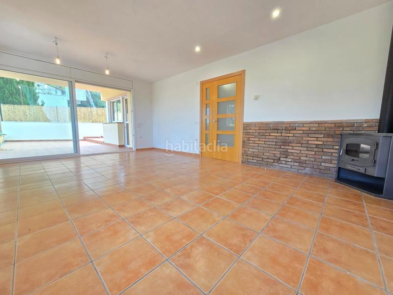 Foto efa4eddc-d2d8-4f01-a684-92c1802b1d8a. Casa  independiente con piscina en el mismo pueblo espacio y calidad de vida entre el mar y el viñedo en Canyelles