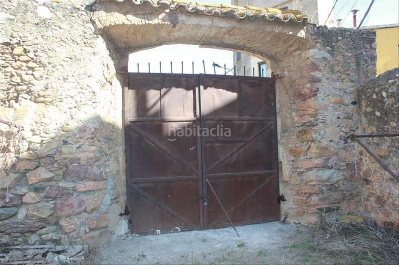 Foto 282bcf99-9654-44d6-868f-ef169c1e9c77. Casa en carrer doctor clos 37 en Peralada