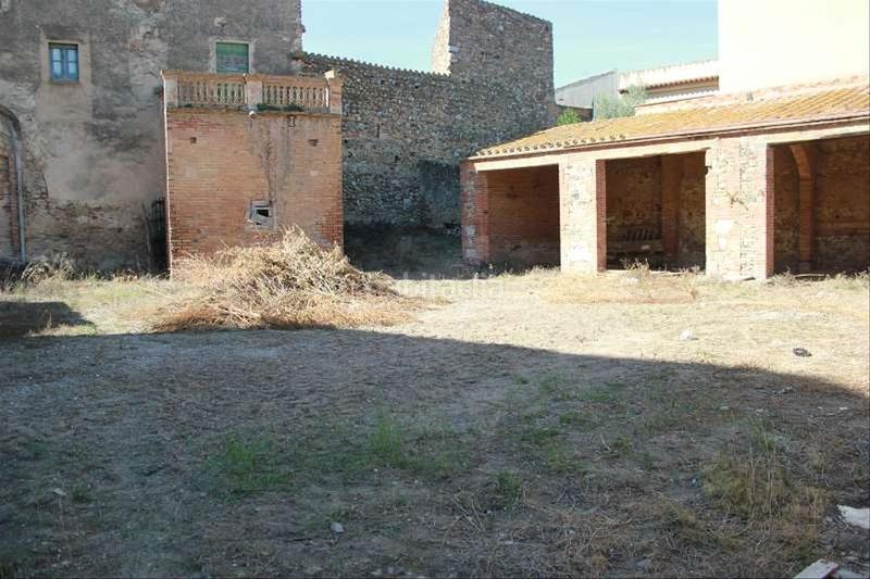 Foto 4ef11bde-3c6c-4446-8005-fe2d22395099. Casa en carrer doctor clos 37 en Peralada
