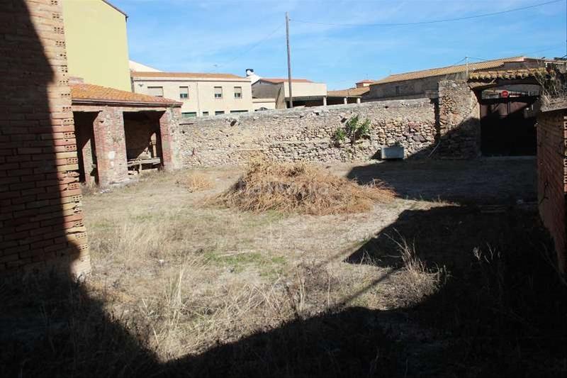 Foto 9f12ad8c-f928-4895-afbe-94cd9815a646. Casa en carrer doctor clos 37 en Peralada