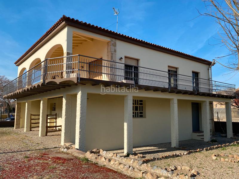 Foto 9889600e-eafb-435f-a21a-9be62f703ce4. Xalet a carrer de pau casals 9 a Castelló d´Empúries