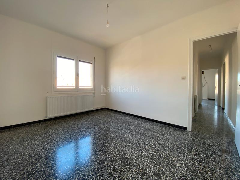 Foto cc577d4f-e562-4af6-9245-ccf722f93a73. Xalet a carrer de pau casals 9 a Castelló d´Empúries