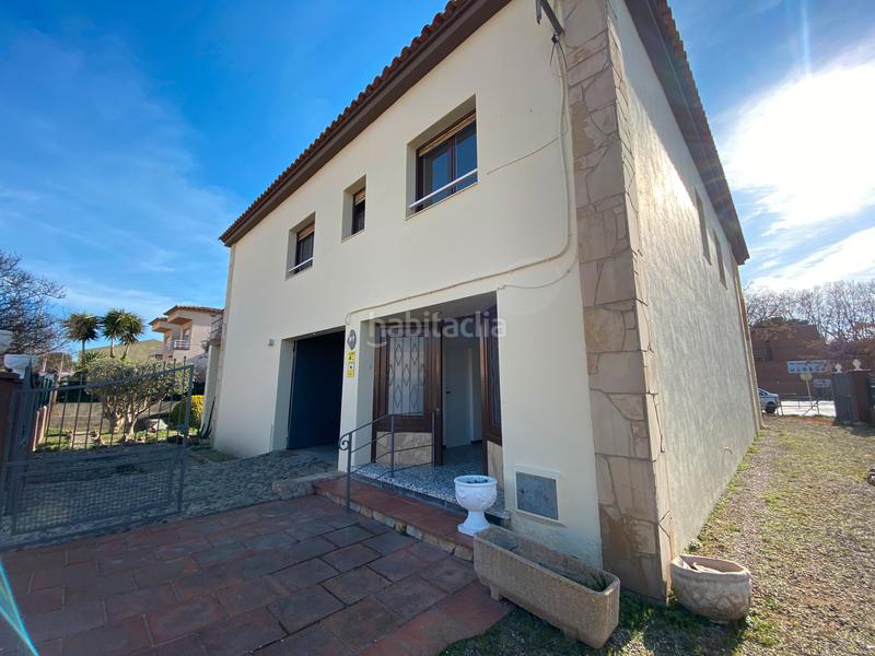 Foto ea996a95-e310-4205-b0cb-b86667f840da. Xalet a carrer de pau casals 9 a Castelló d´Empúries