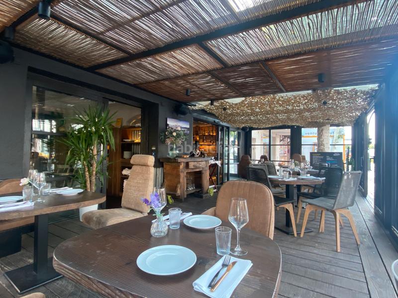 Foto f41c099a-1d4e-4432-809e-15a05afc11dd. Rent business premise in avenida joan carles 6 in Empuriabrava