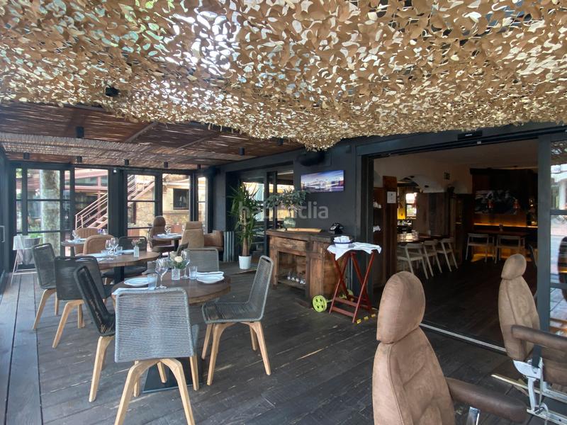 Foto f07bda35-0813-4473-8893-03d627040fc2. Location local commercial dans avenida joan carles 6 dans Empuriabrava