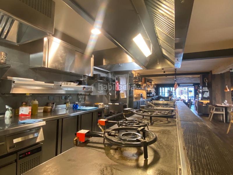 Foto c56c587e-aa38-4e39-b067-58a8d6d51351. Affitto locale commerciale in avenida joan carles 6 in Empuriabrava