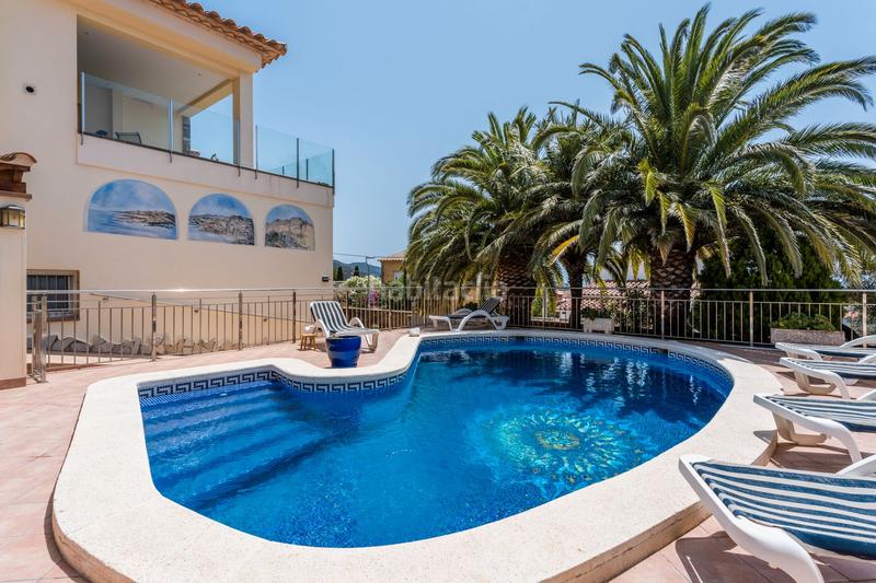Foto 4e18f789-006e-46a7-b0cb-d3510a0b5ab2. Chalet in carrer castella 5 in Nord Roses