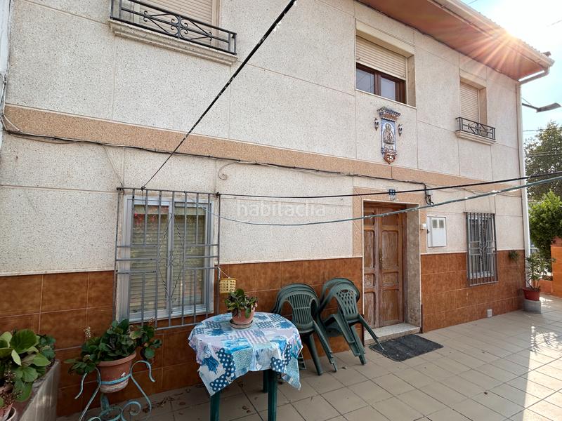 Foto 94b72888-8c41-46e6-9d15-c2e58b150b33. Casa pareada en calle iglesia 20 en Castillo de Locubín