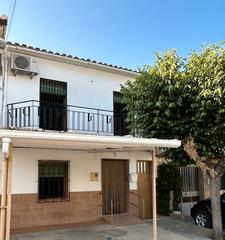 Casa aparellada a Calle san antonio 3