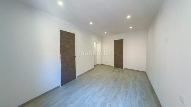Foto f0c89b3c-fc7f-47db-acae-a7f2b31f61d0. Masía en carrer del forn baix 18 en Castelló d´Empúries