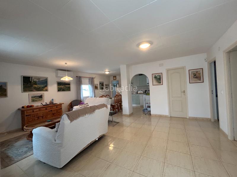 Foto 8c37a4c1-9147-4fb3-9ce0-ef3a0e40bbbc. Chalet en carrer mare de la font/castellonou 74 en Castelló d´Empúries