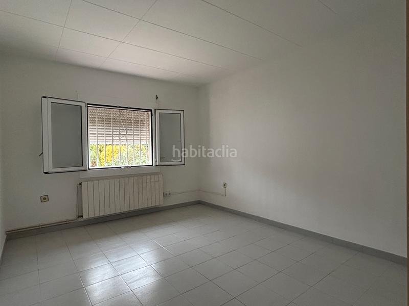 Foto 101af7bf-7693-4ec2-8427-5a873521caca. Xalet a carrer mare de la font/castellonou 74 a Castelló d´Empúries